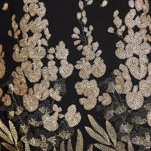 ZARA | BLACK LONG SLEEVE MINI DRESS WITH GOLD EMBELLISHED EMBROIDERY - Picture 7 of 10